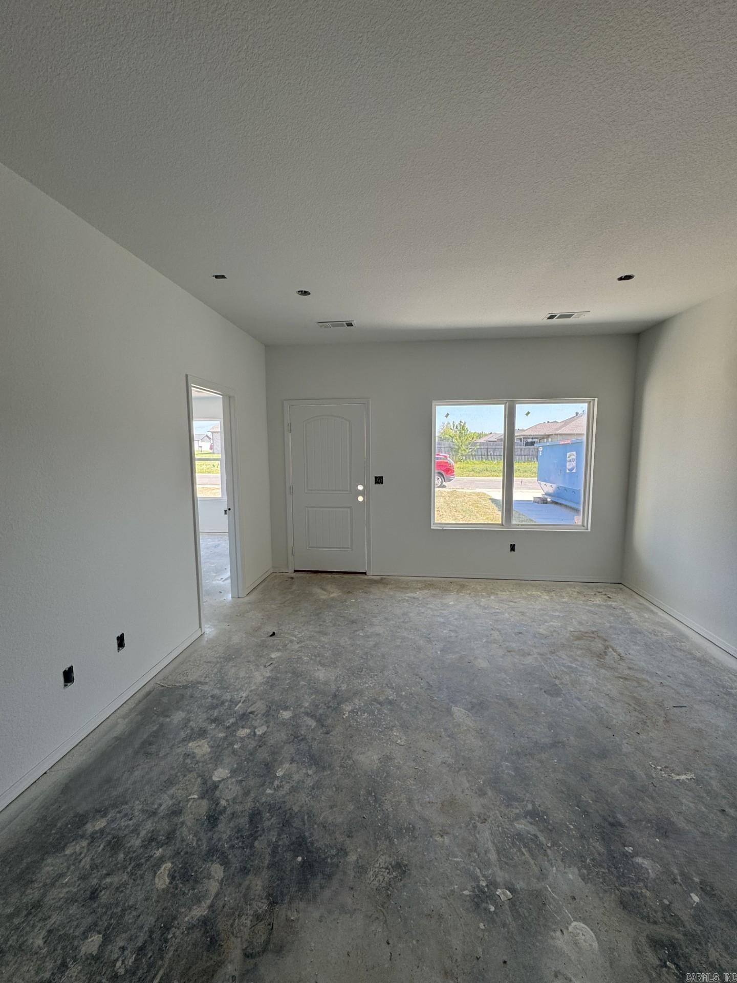 DEERFIELD ESTATES - Residential