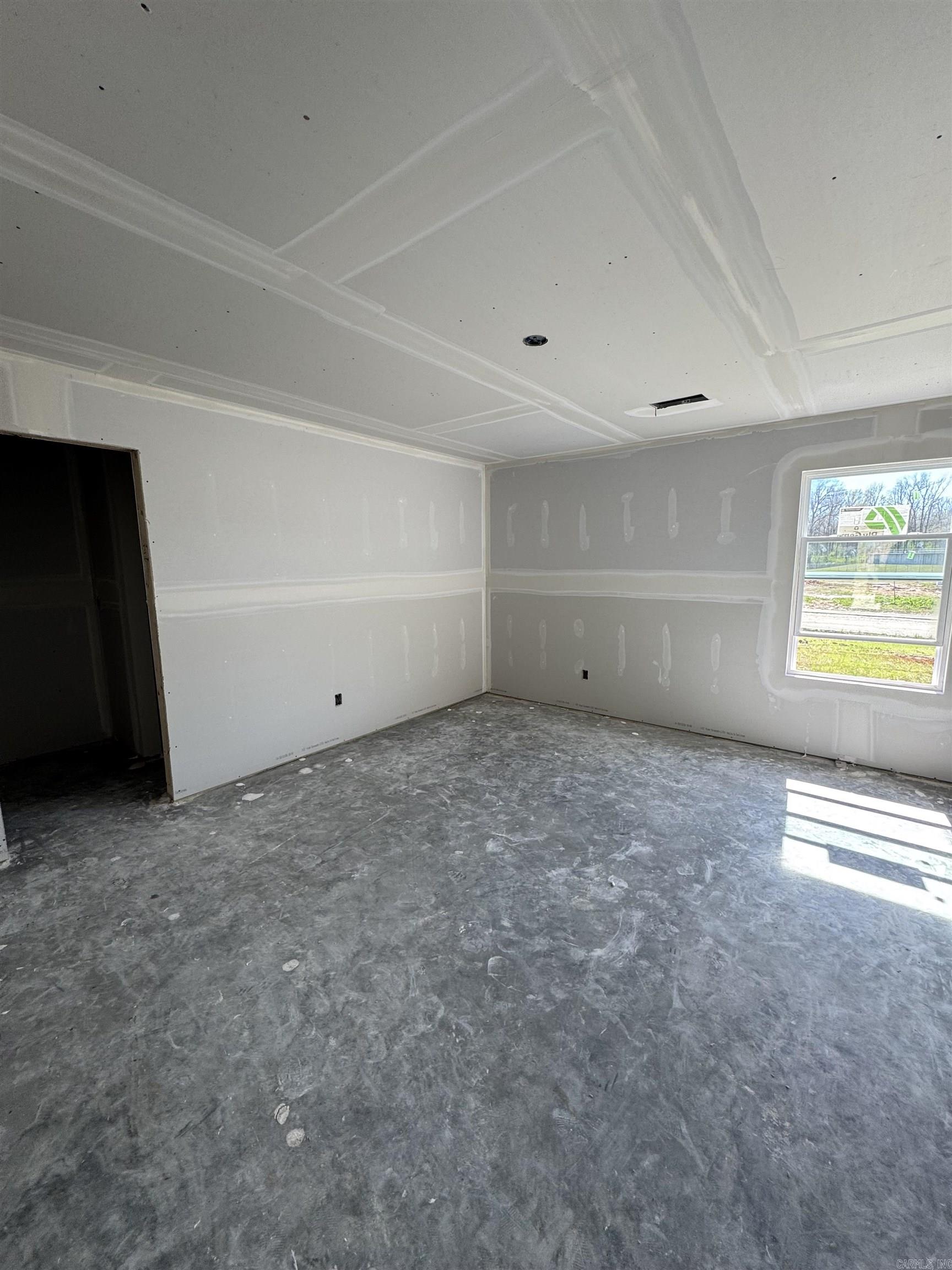 DEERFIELD ESTATES - Residential