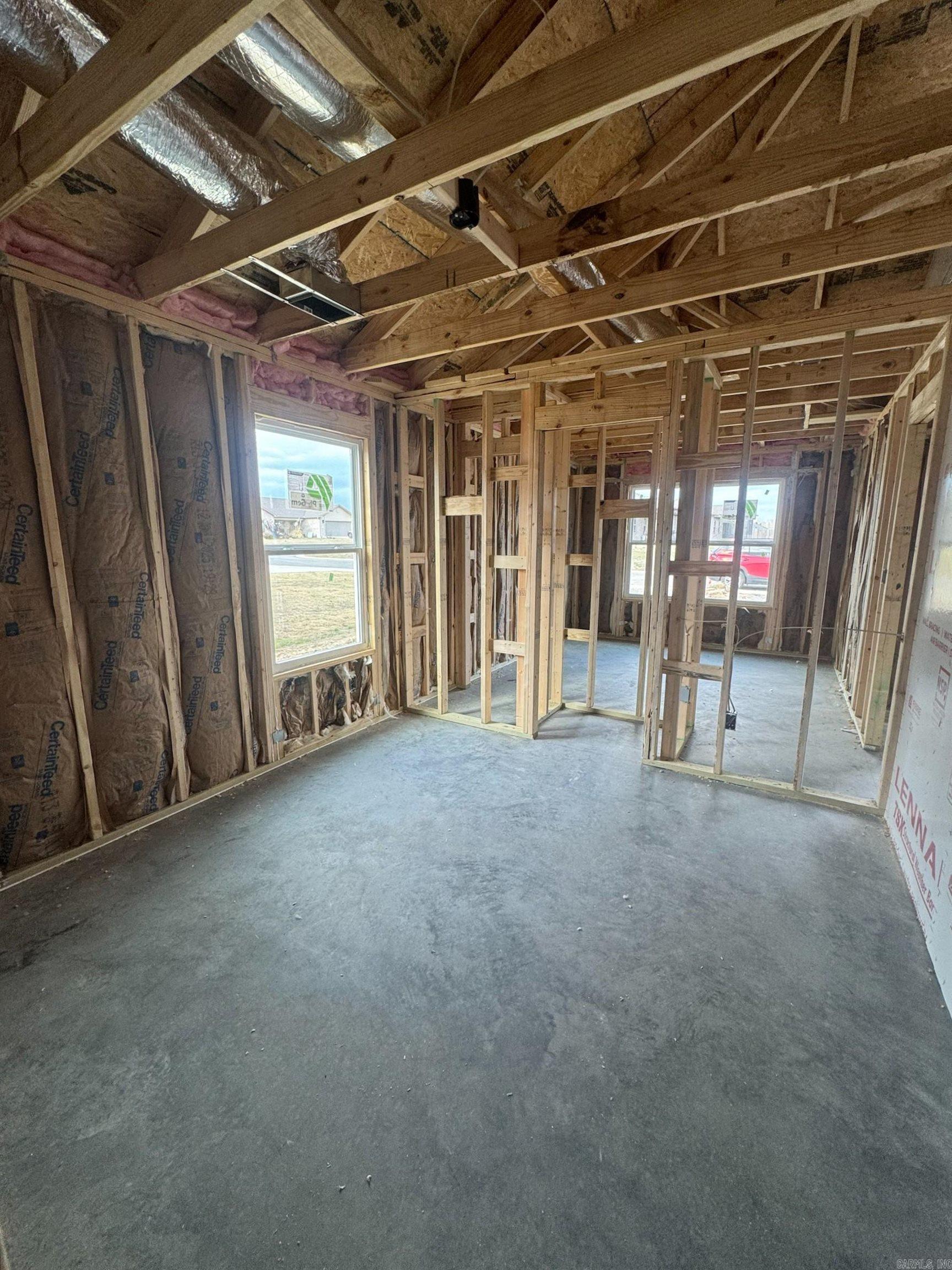 DEERFIELD ESTATES - Residential