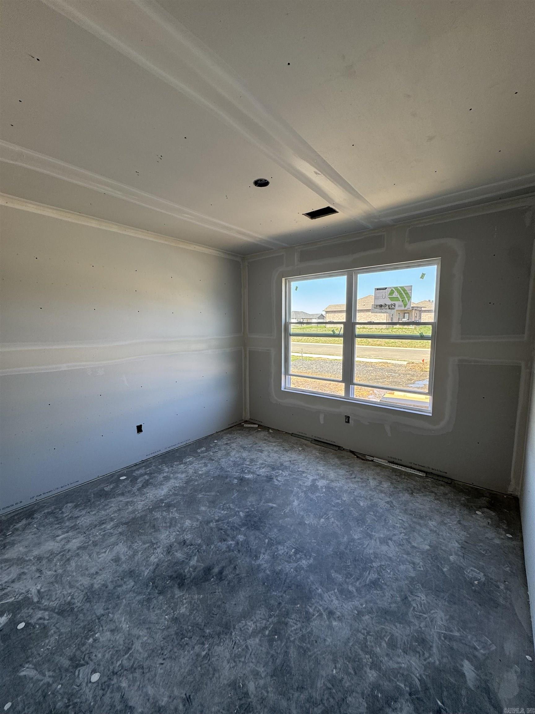 DEERFIELD ESTATES - Residential