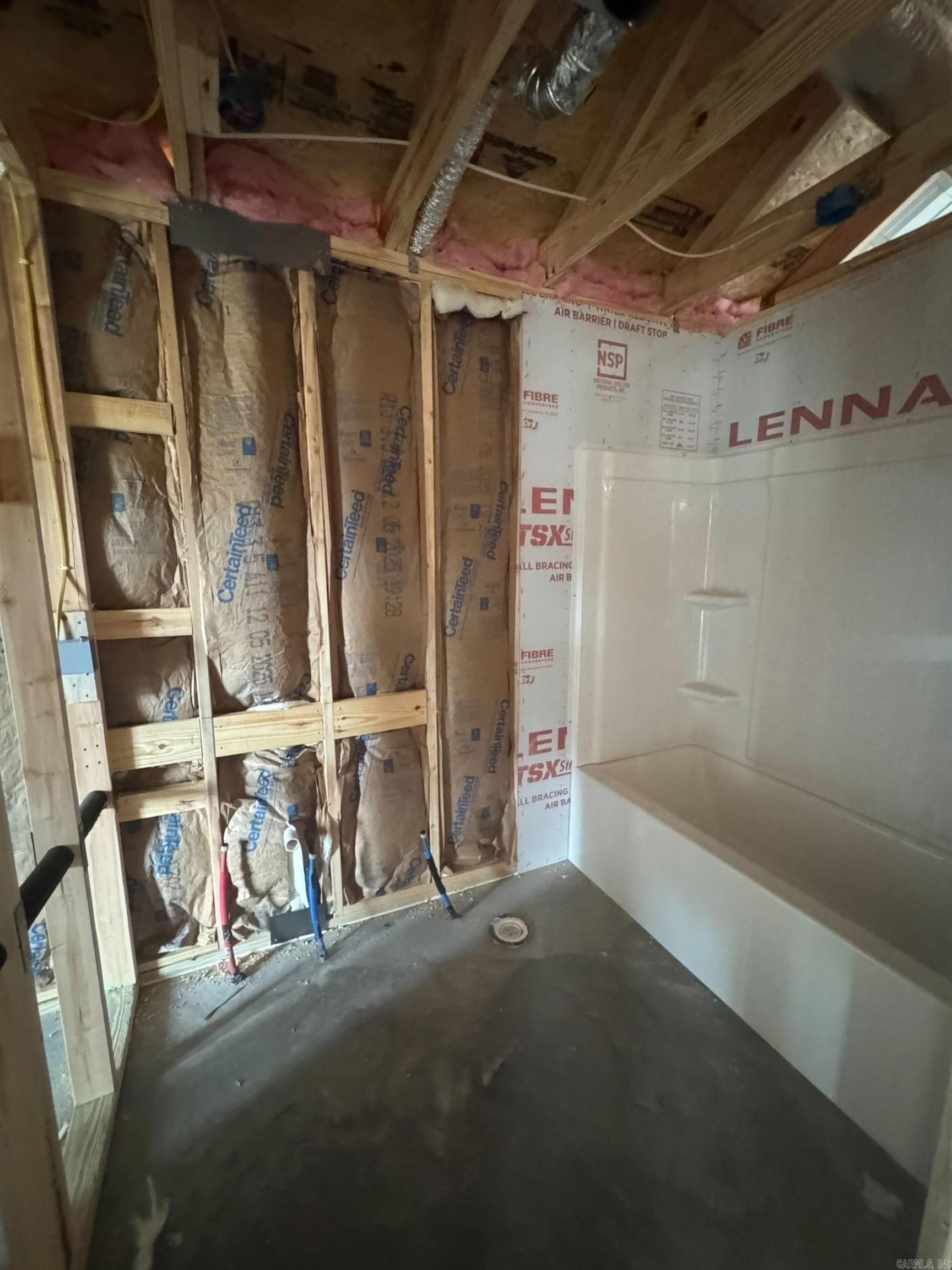 DEERFIELD ESTATES - Residential