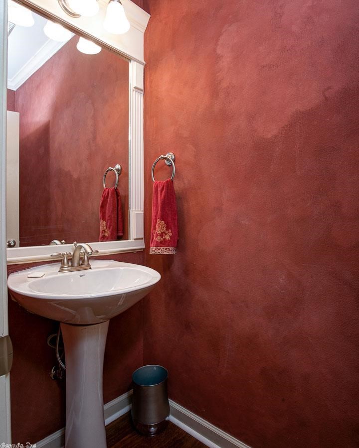 WOODLANDS EDGE - Residential