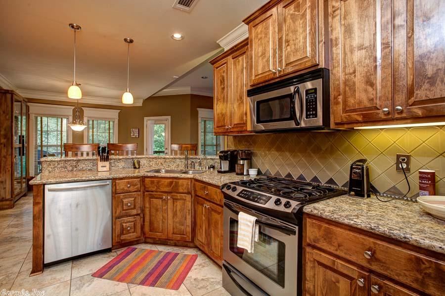 WOODLANDS EDGE - Residential