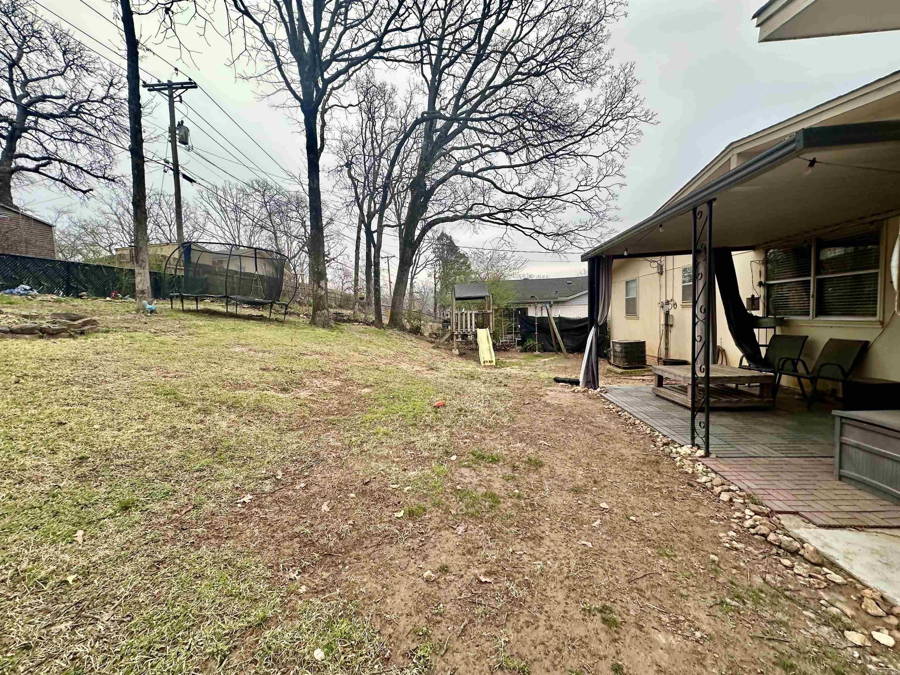 INDIAN HILLS - Residential