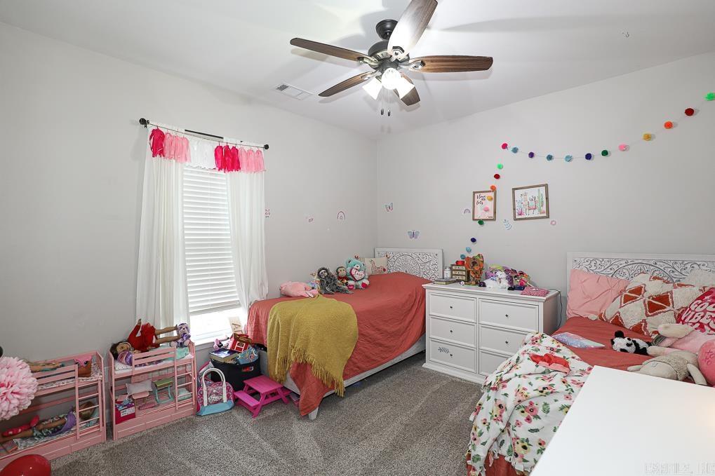 DAWSONS POINTE - Residential