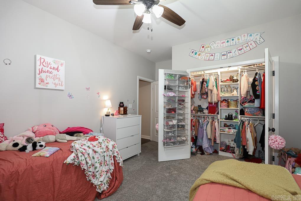 DAWSONS POINTE - Residential