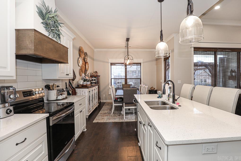 DAWSONS POINTE - Residential