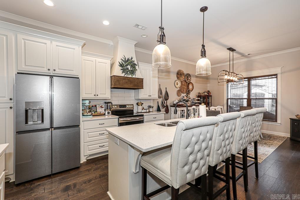 DAWSONS POINTE - Residential