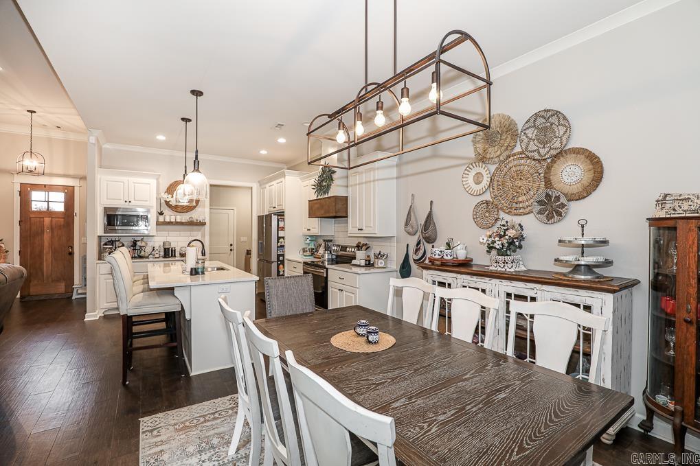 DAWSONS POINTE - Residential