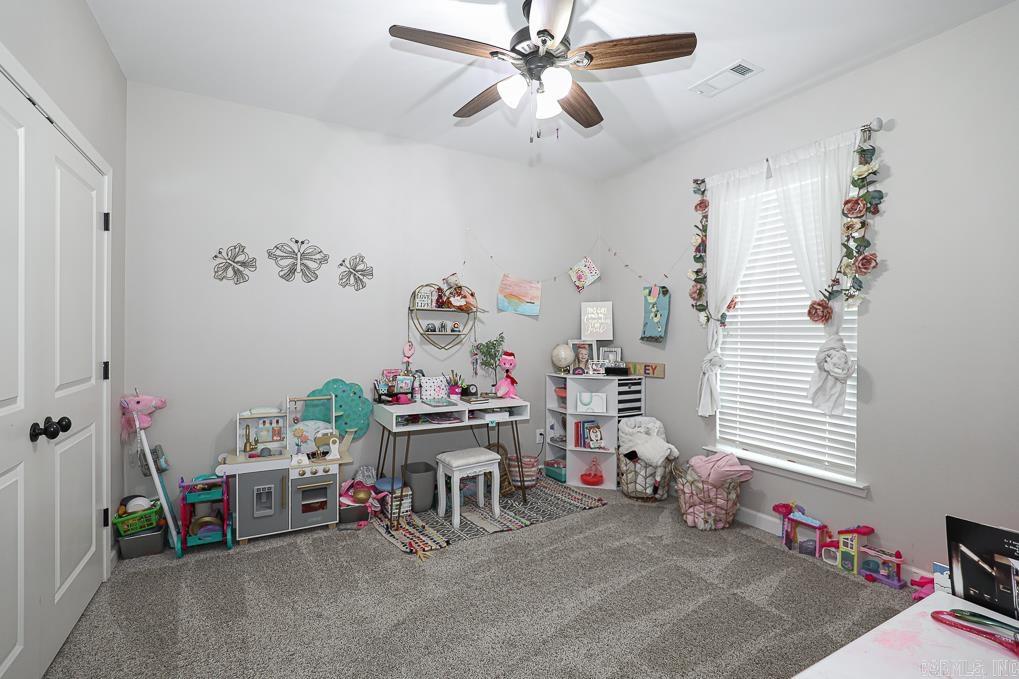 DAWSONS POINTE - Residential