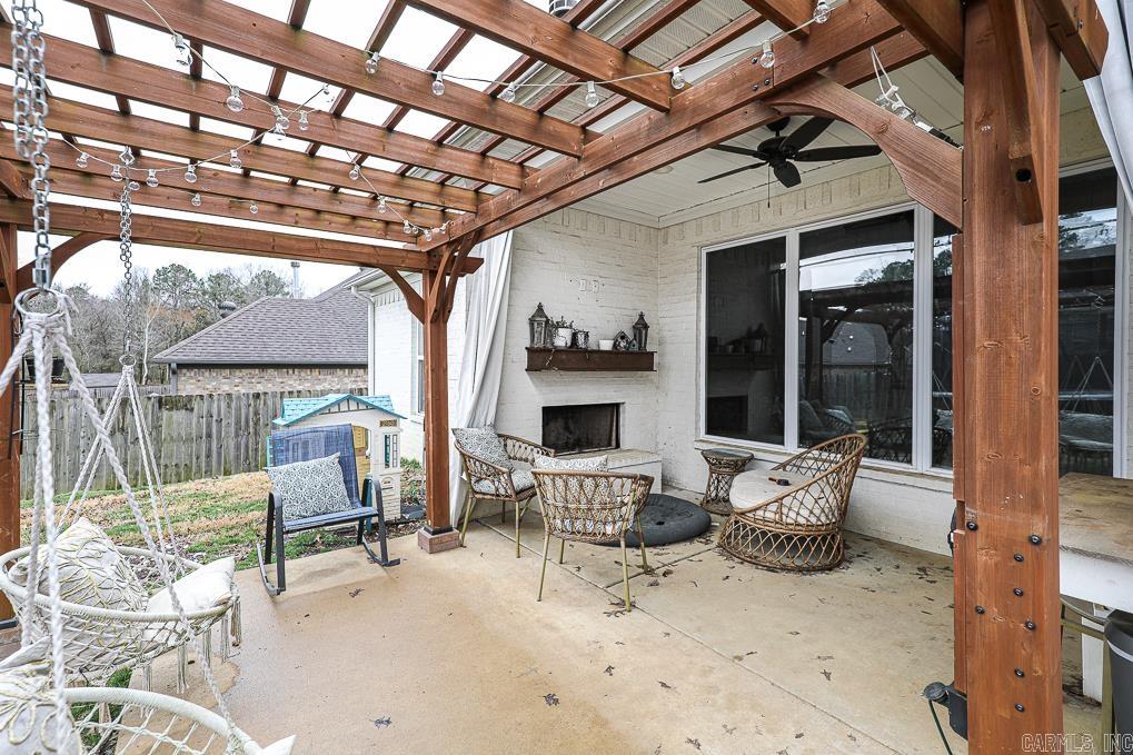 DAWSONS POINTE - Residential