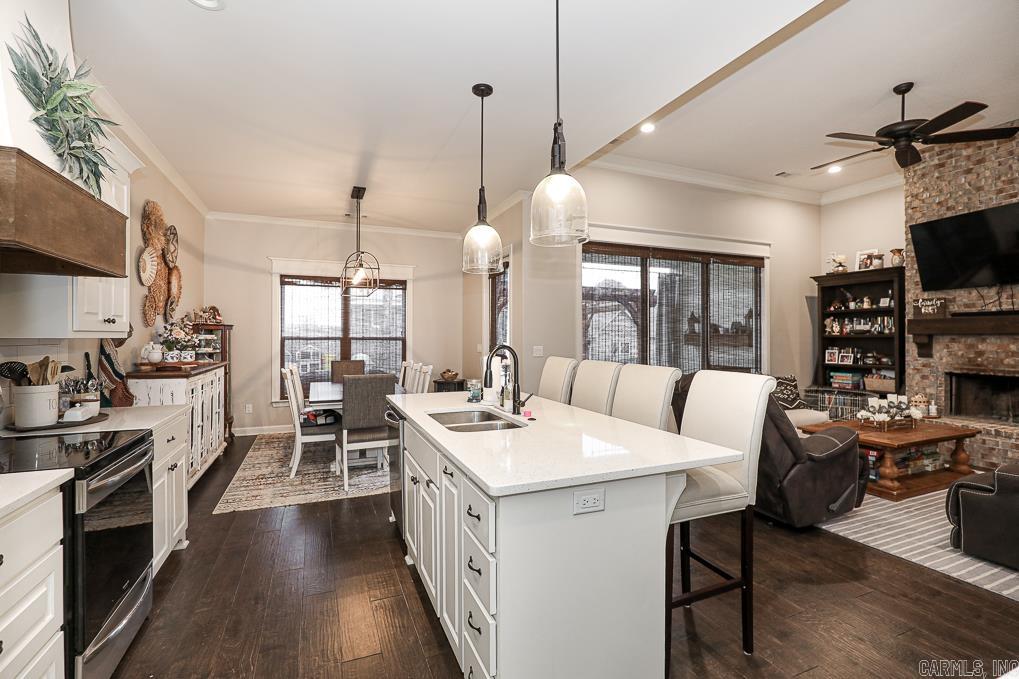 DAWSONS POINTE - Residential