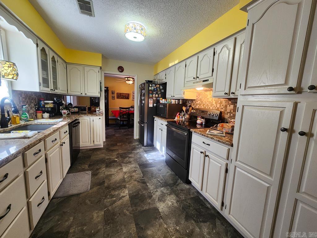 Lakeshore IV-Todd Davis - Residential