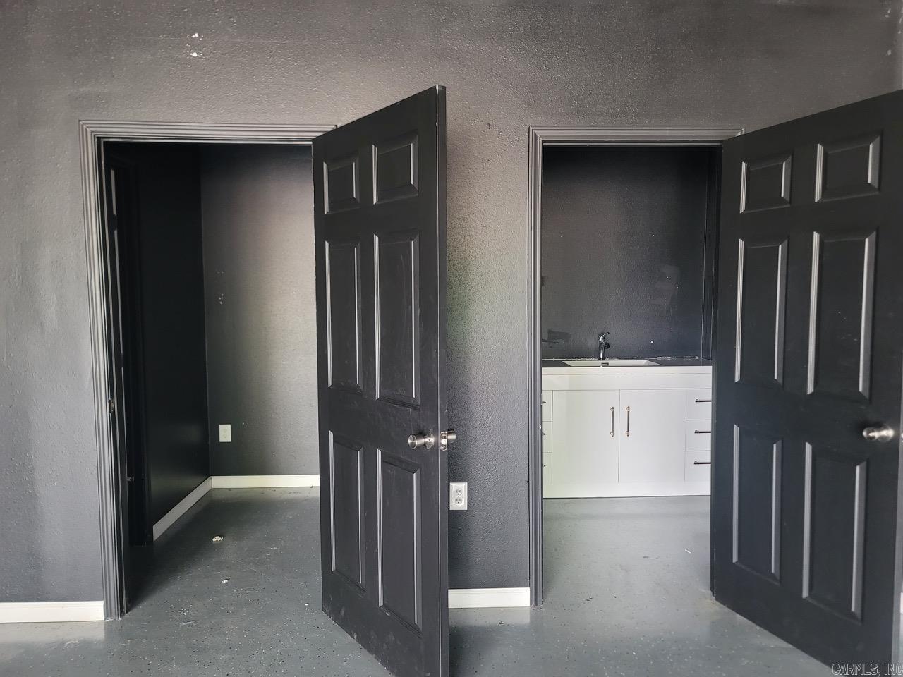 1n-13-21 - Residential Lease