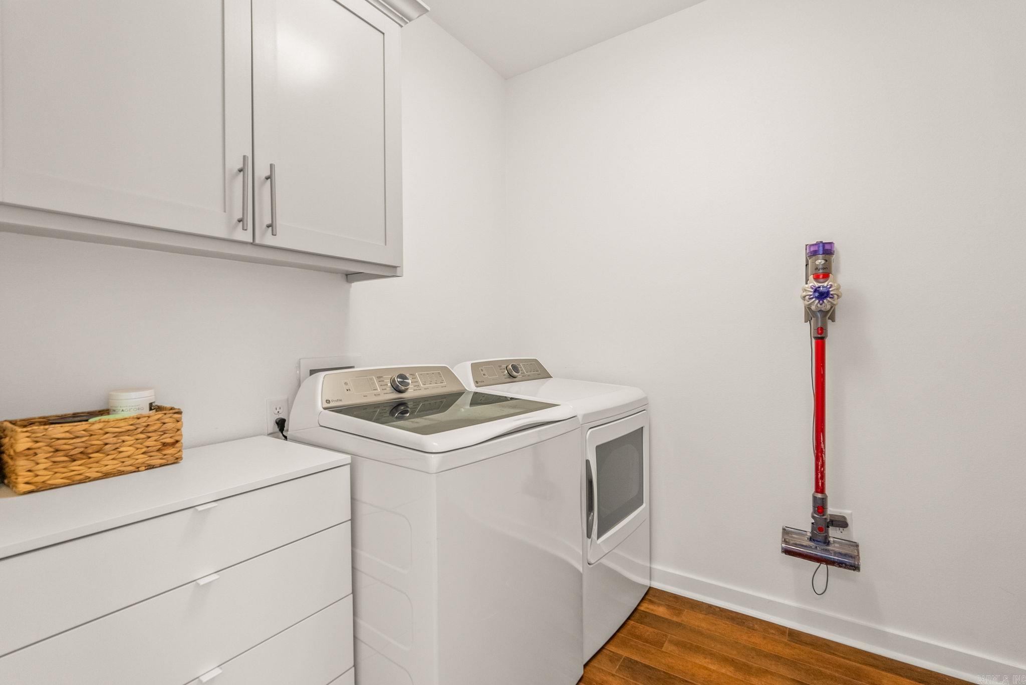 VINEYARD SUB PH I - Residential