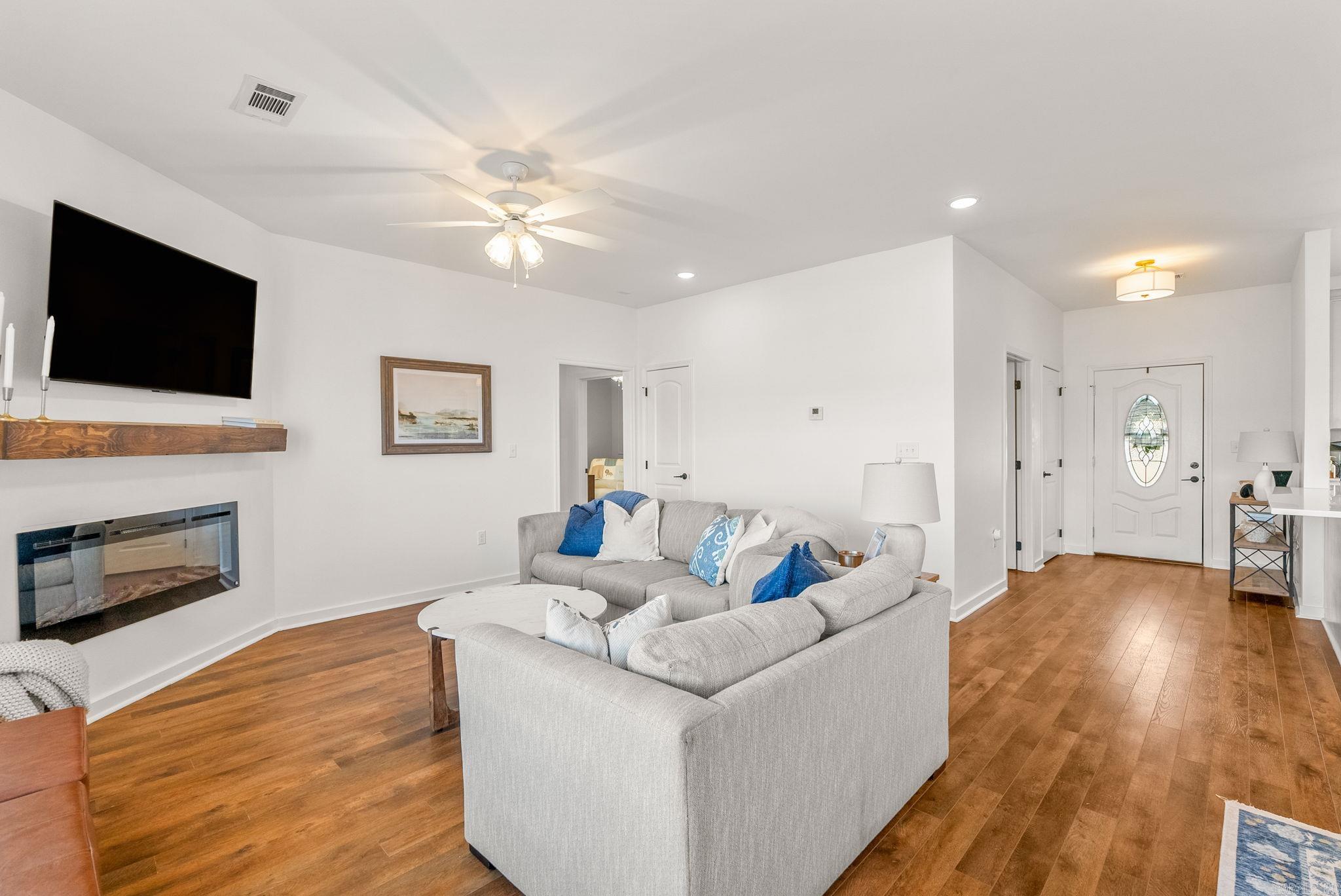 VINEYARD SUB PH I - Residential