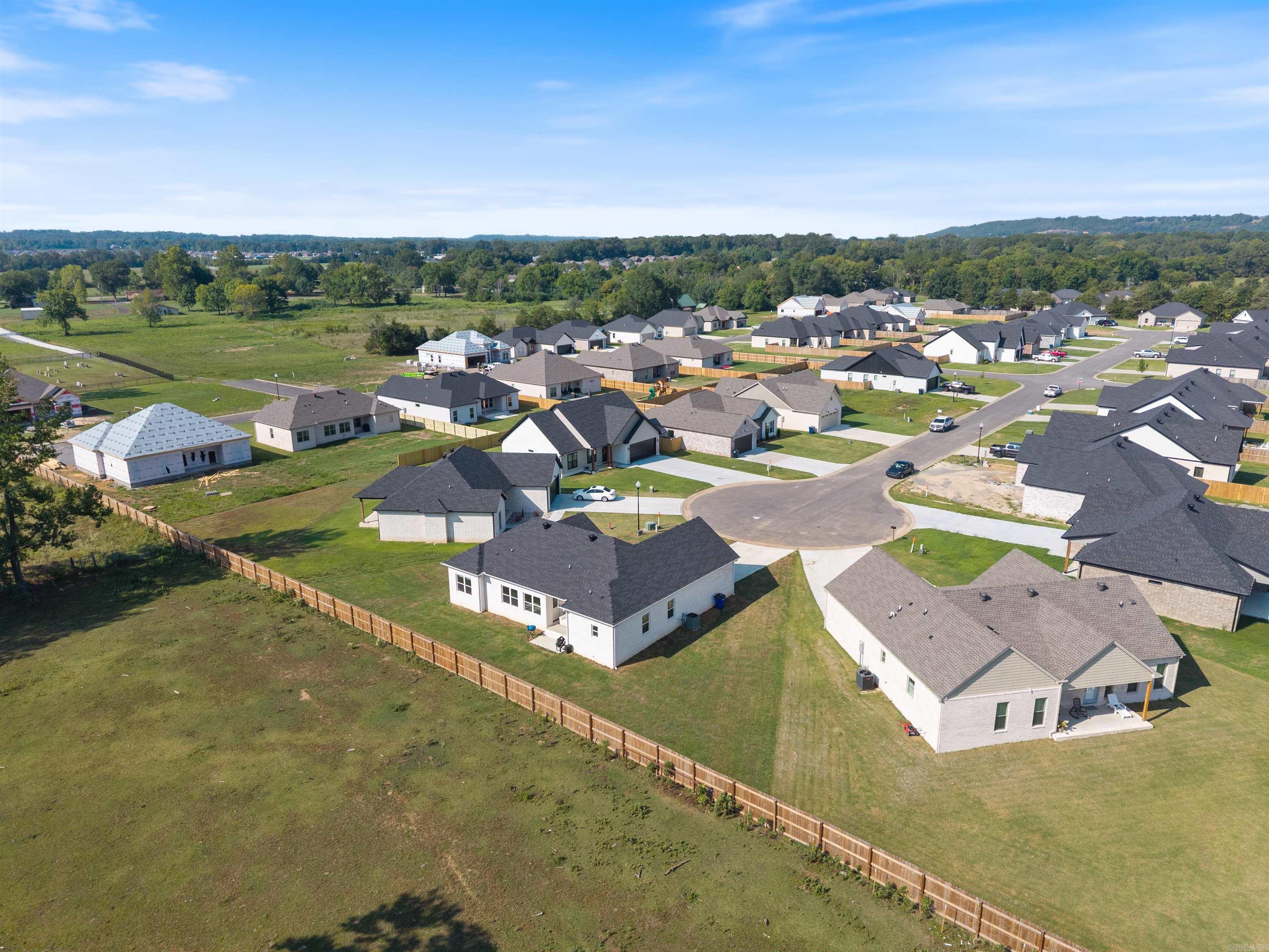 EAST MEADOW - Residential