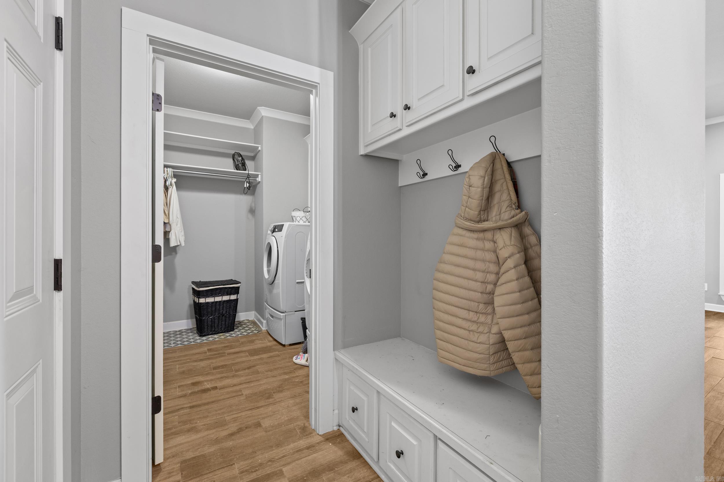 CRESTWOOD ESTATES - Residential