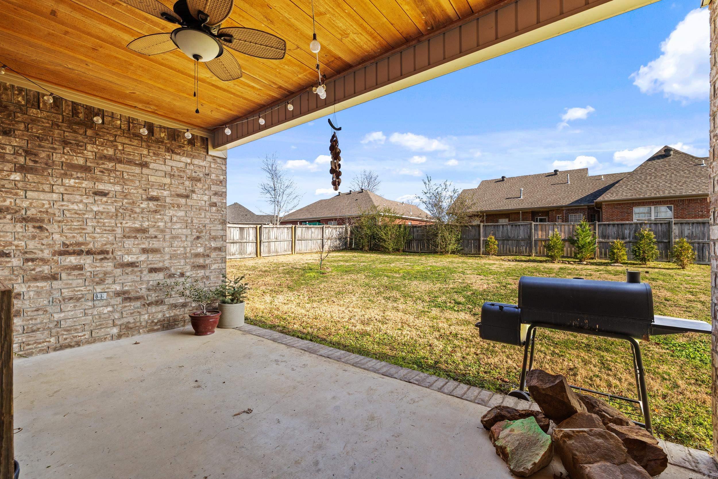 CRESTWOOD ESTATES - Residential