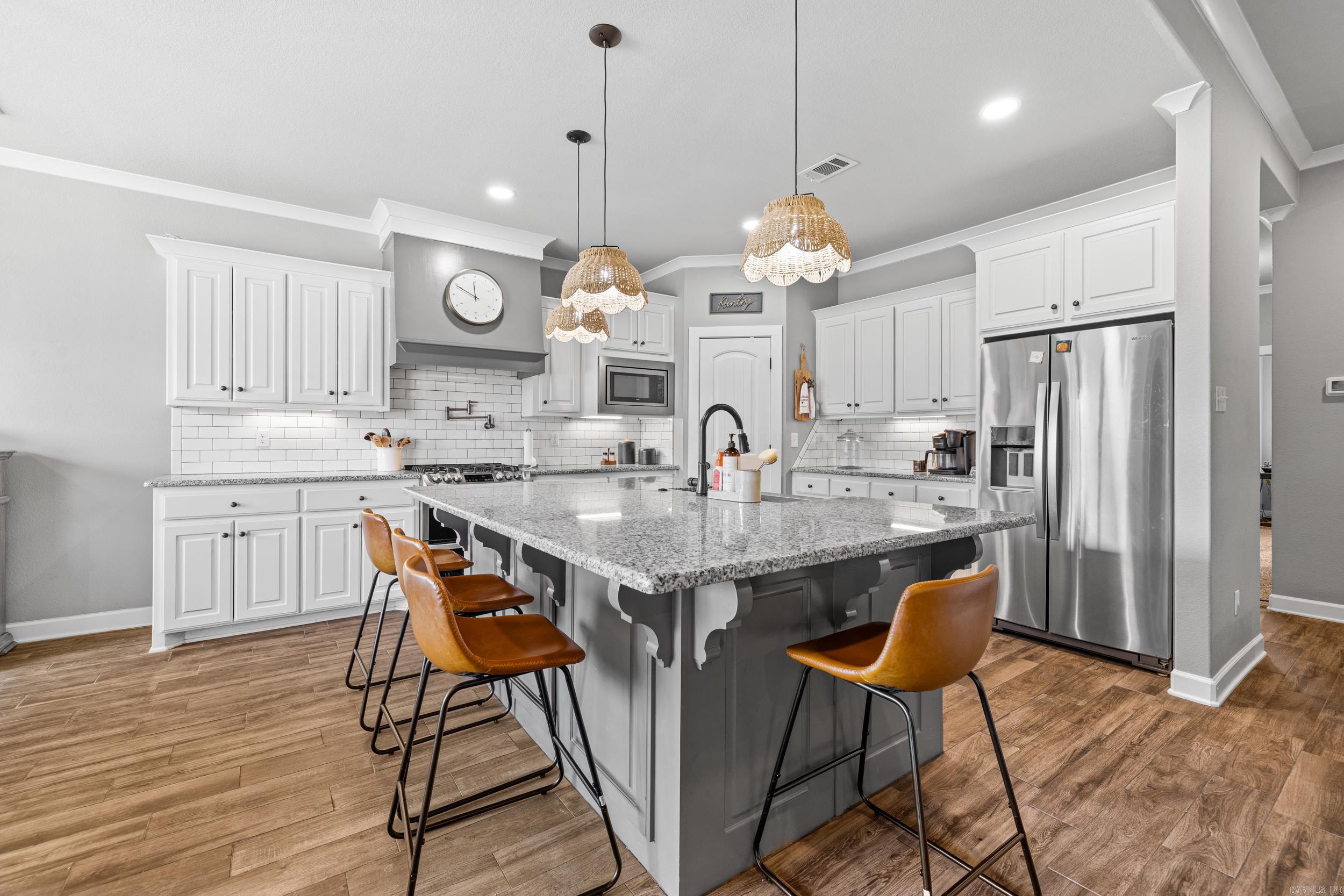 CRESTWOOD ESTATES - Residential