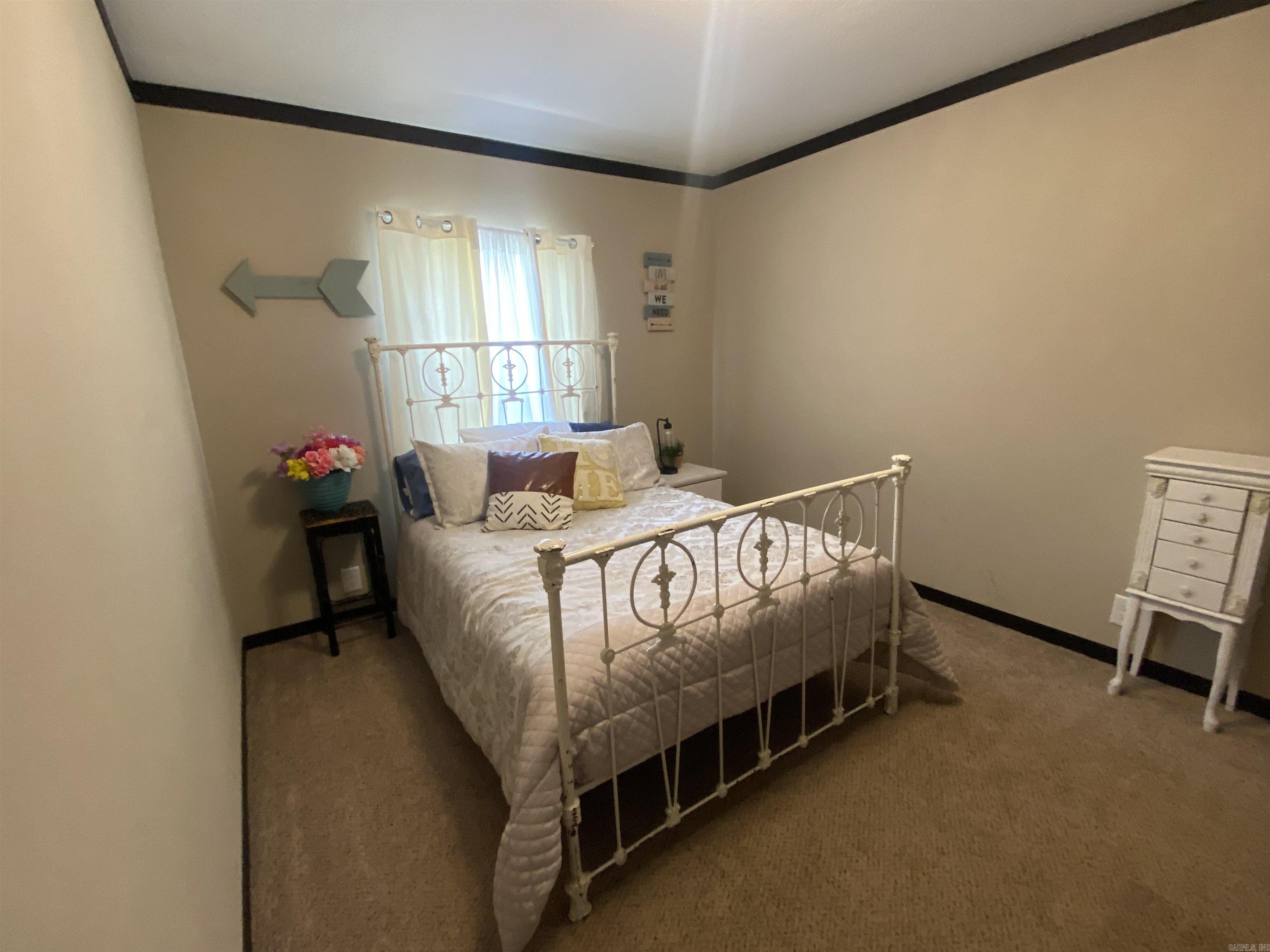 MOUNT IDA - Residential