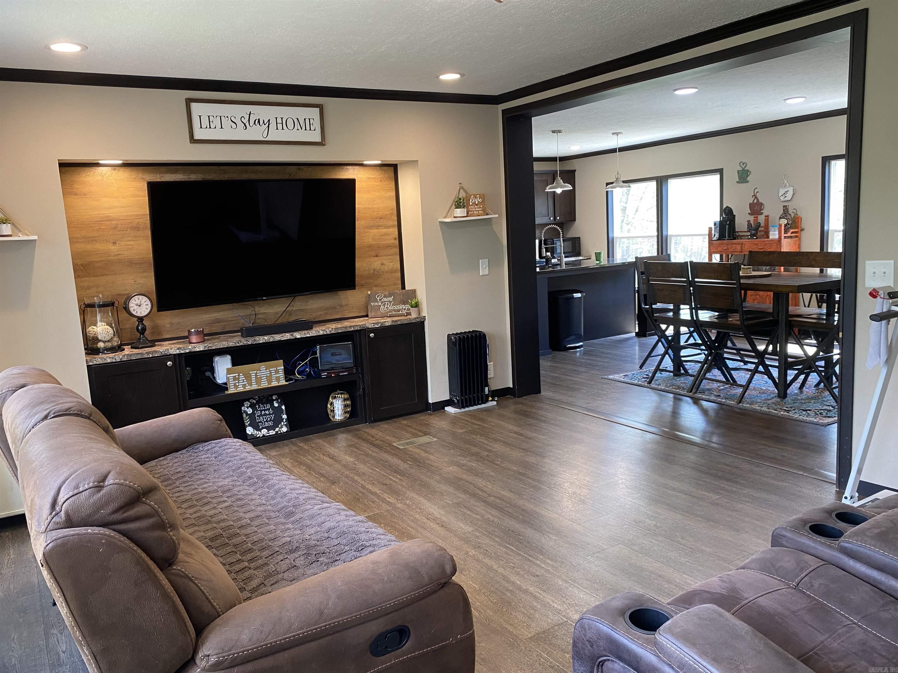 MOUNT IDA - Residential