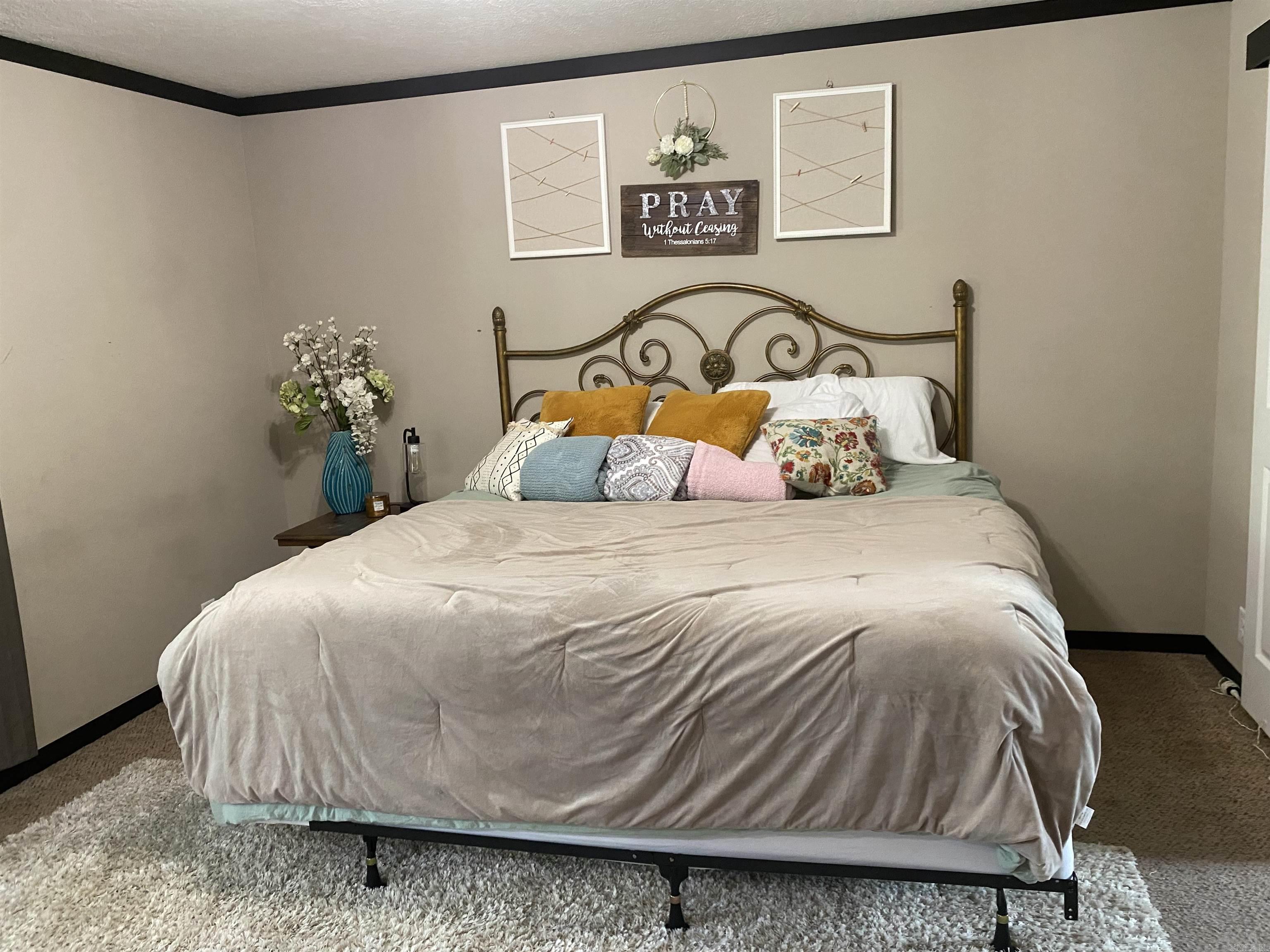 MOUNT IDA - Residential