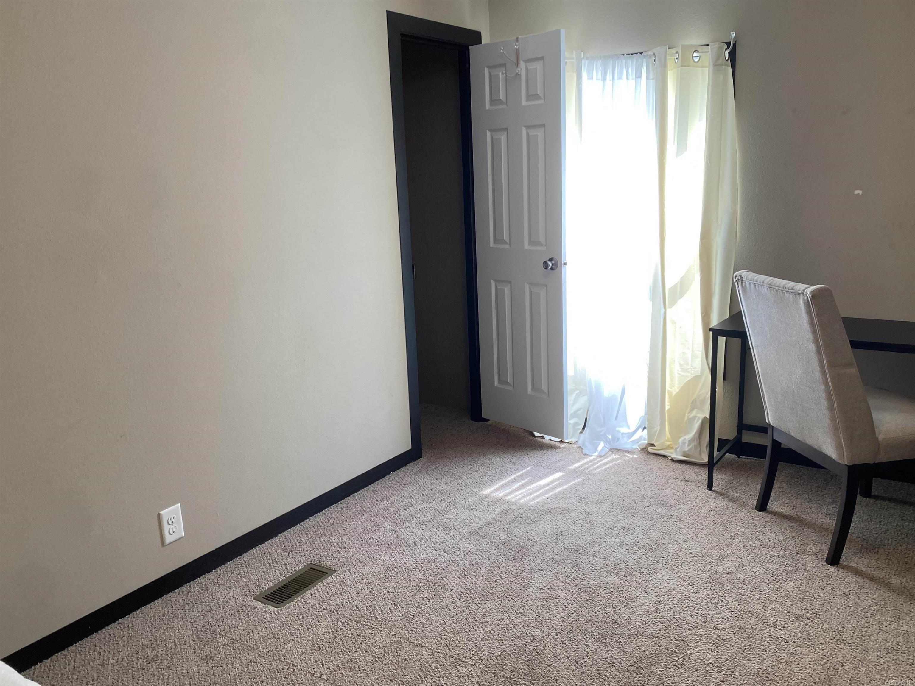 MOUNT IDA - Residential