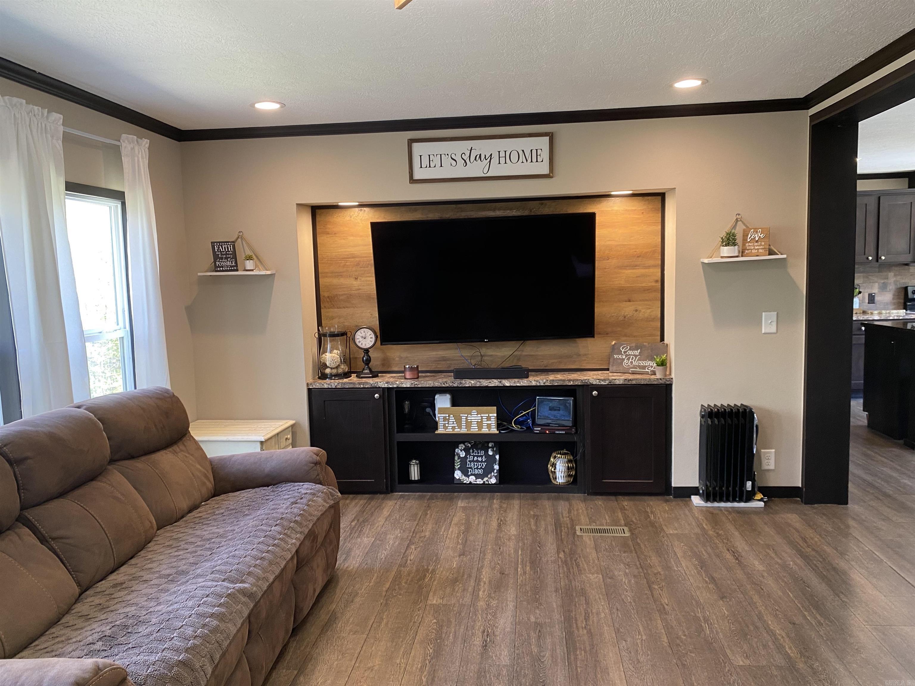 MOUNT IDA - Residential