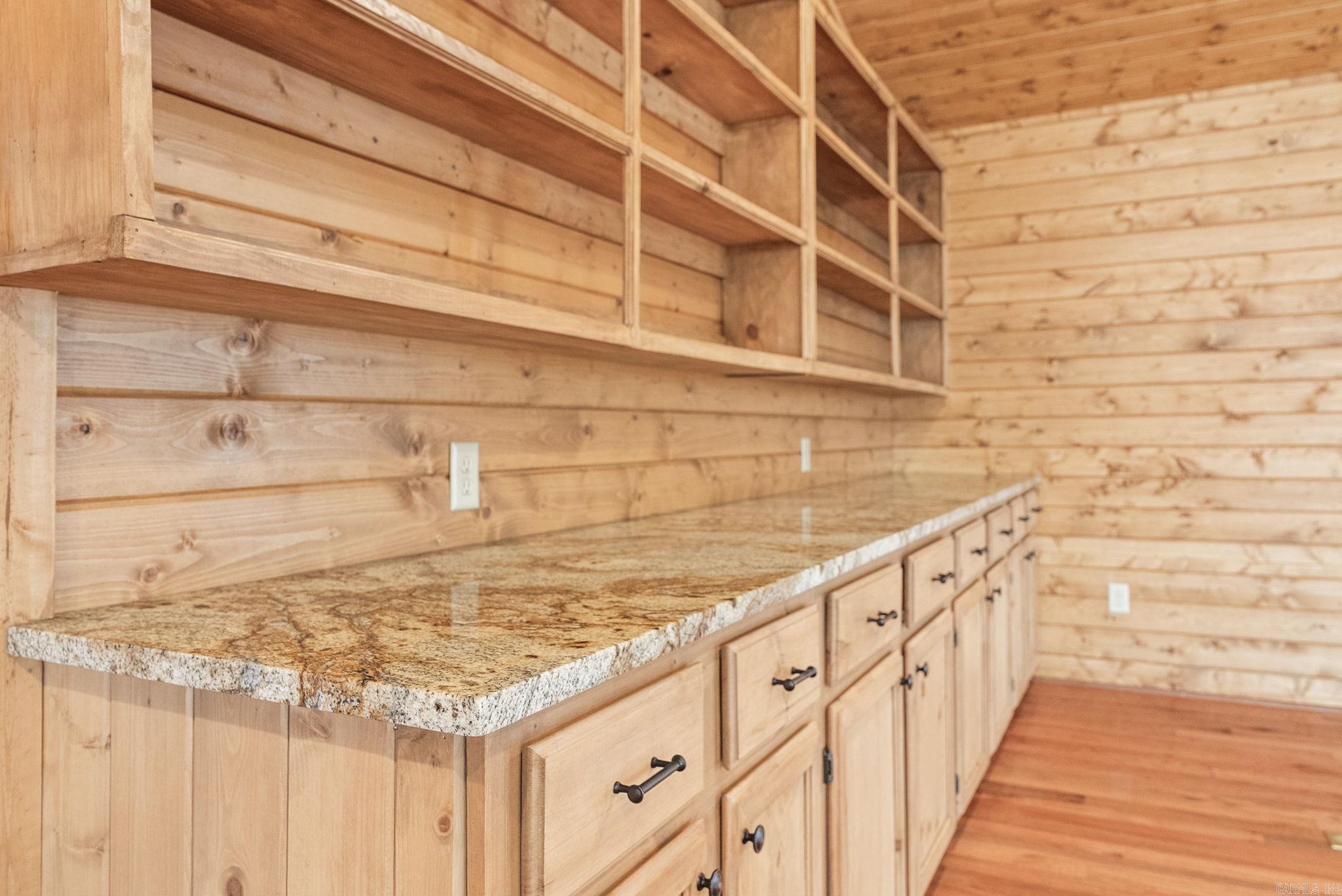 SILLS PENINSULA - Residential