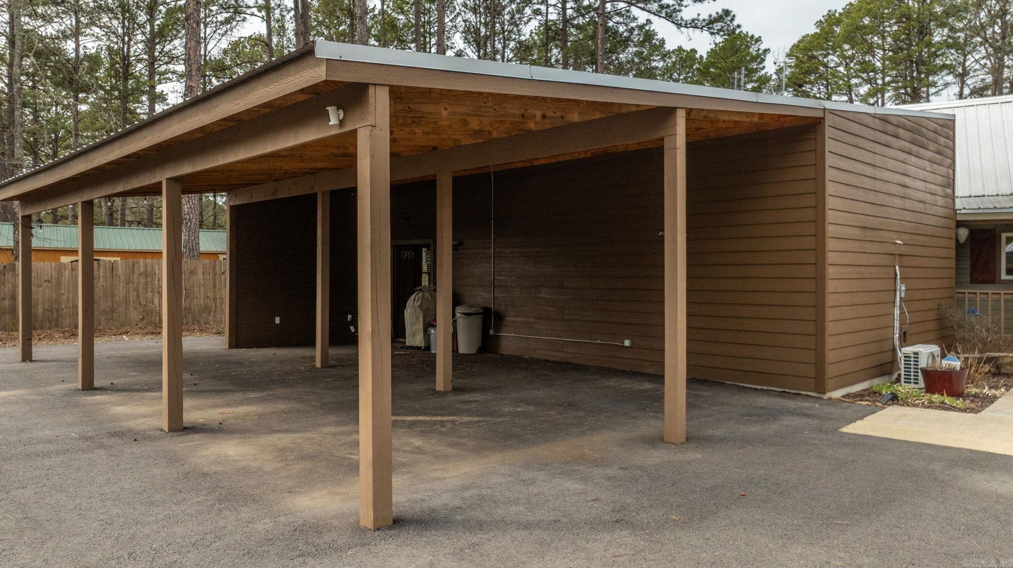 SILLS PENINSULA - Residential