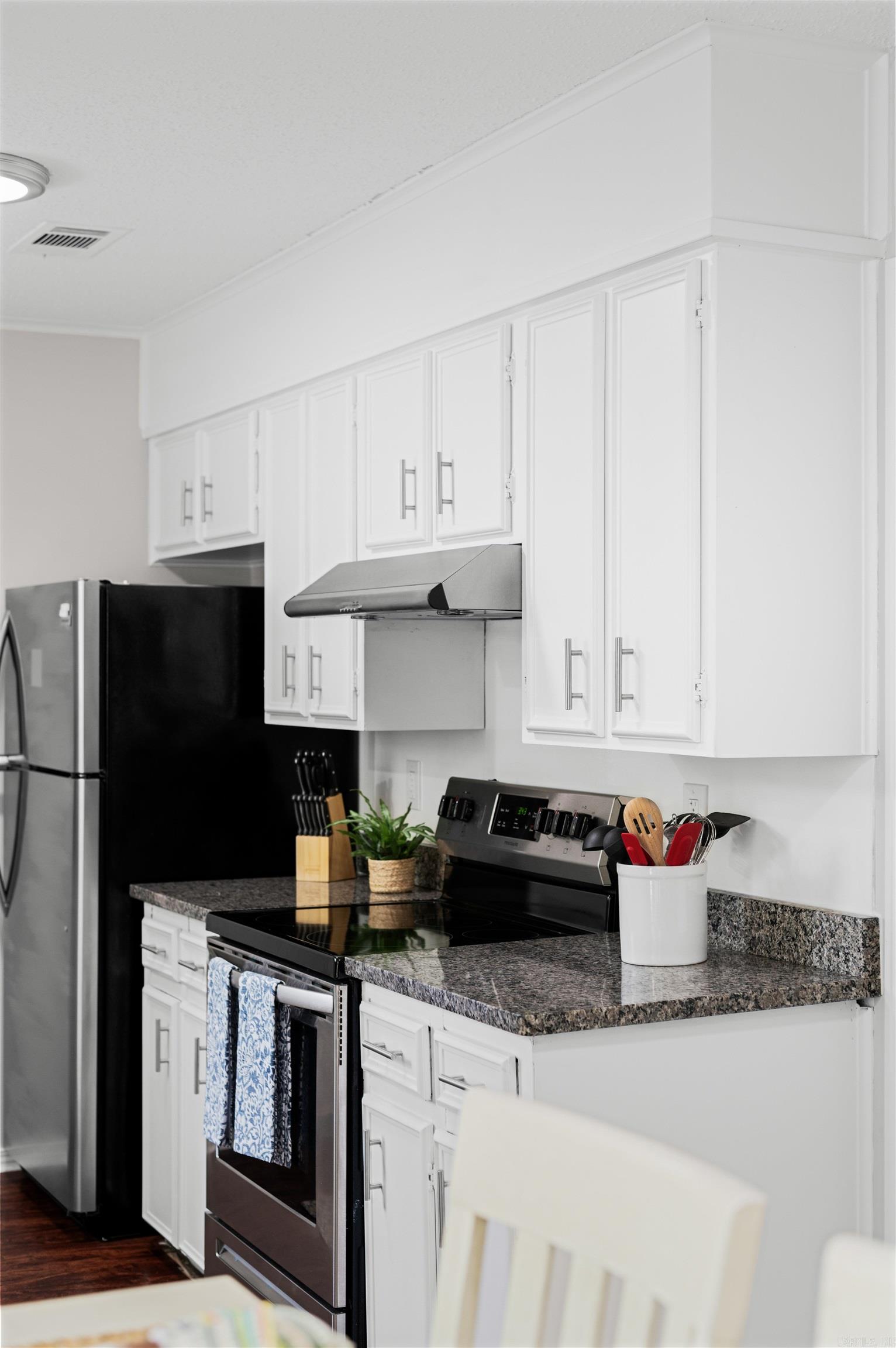 KENSINGTON PLACE - Residential