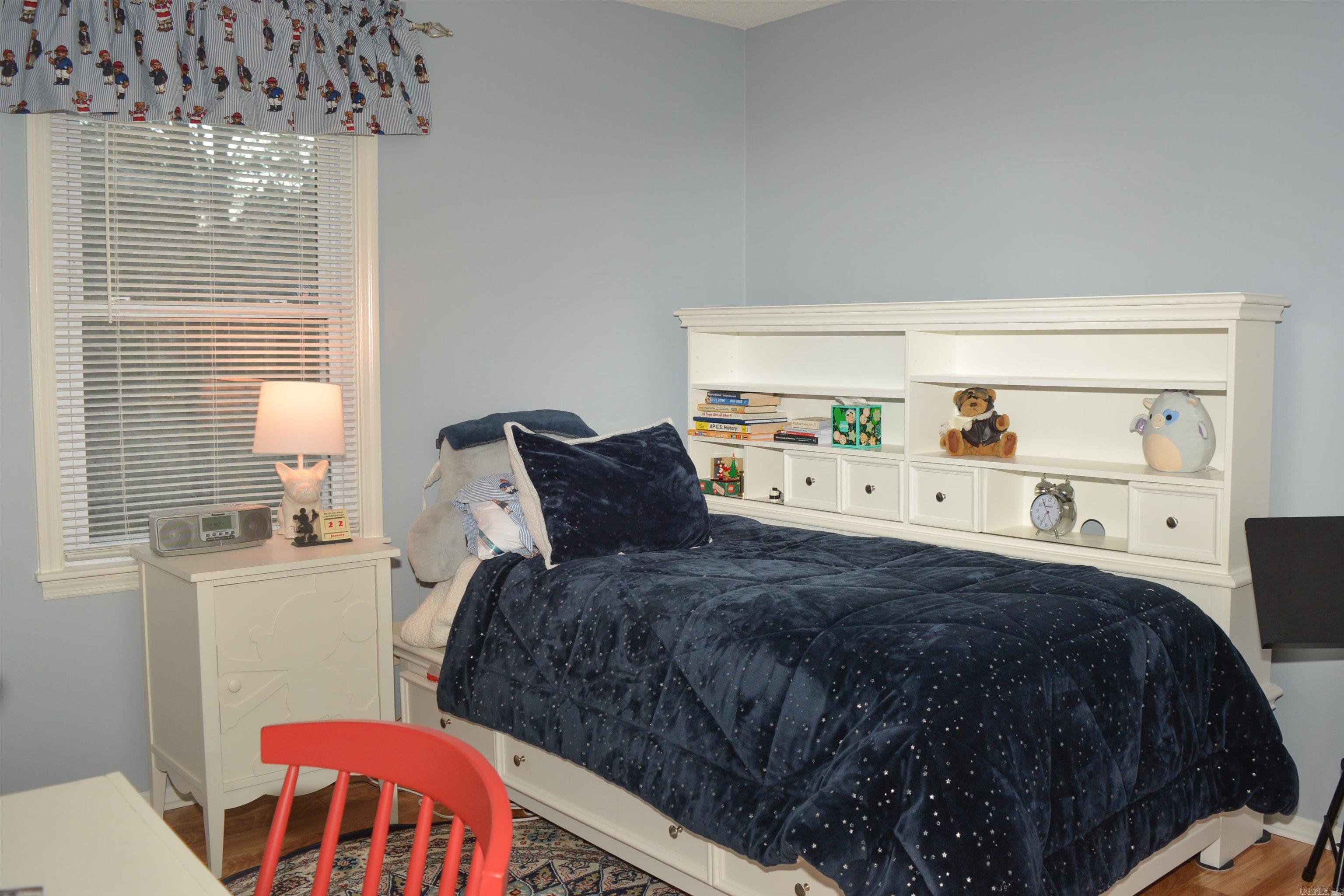 PEBBLE BEACH PARK - Residential