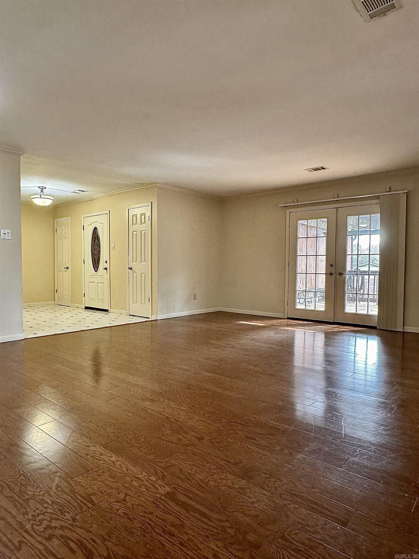 Pine Meadows 1 - Residential