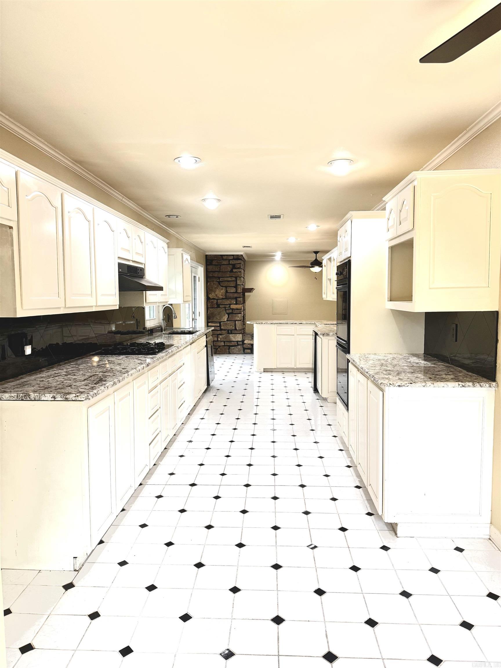 Pine Meadows 1 - Residential