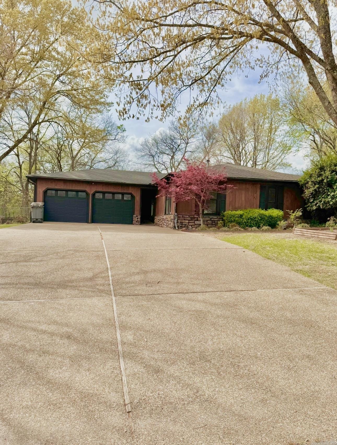 Pine Meadows 1 - Residential