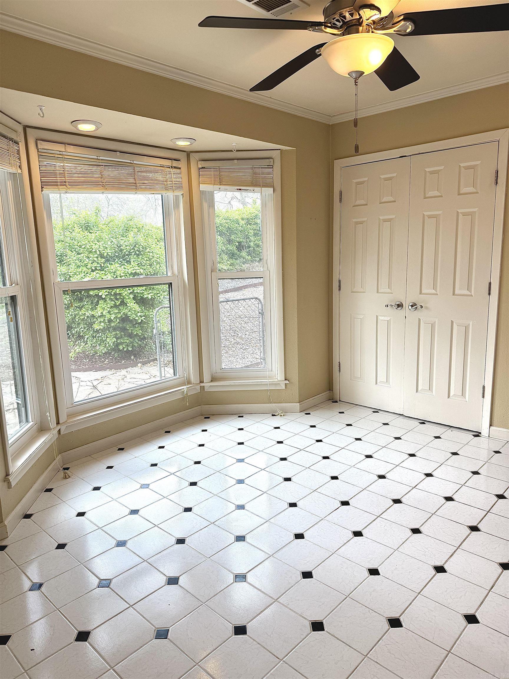 Pine Meadows 1 - Residential