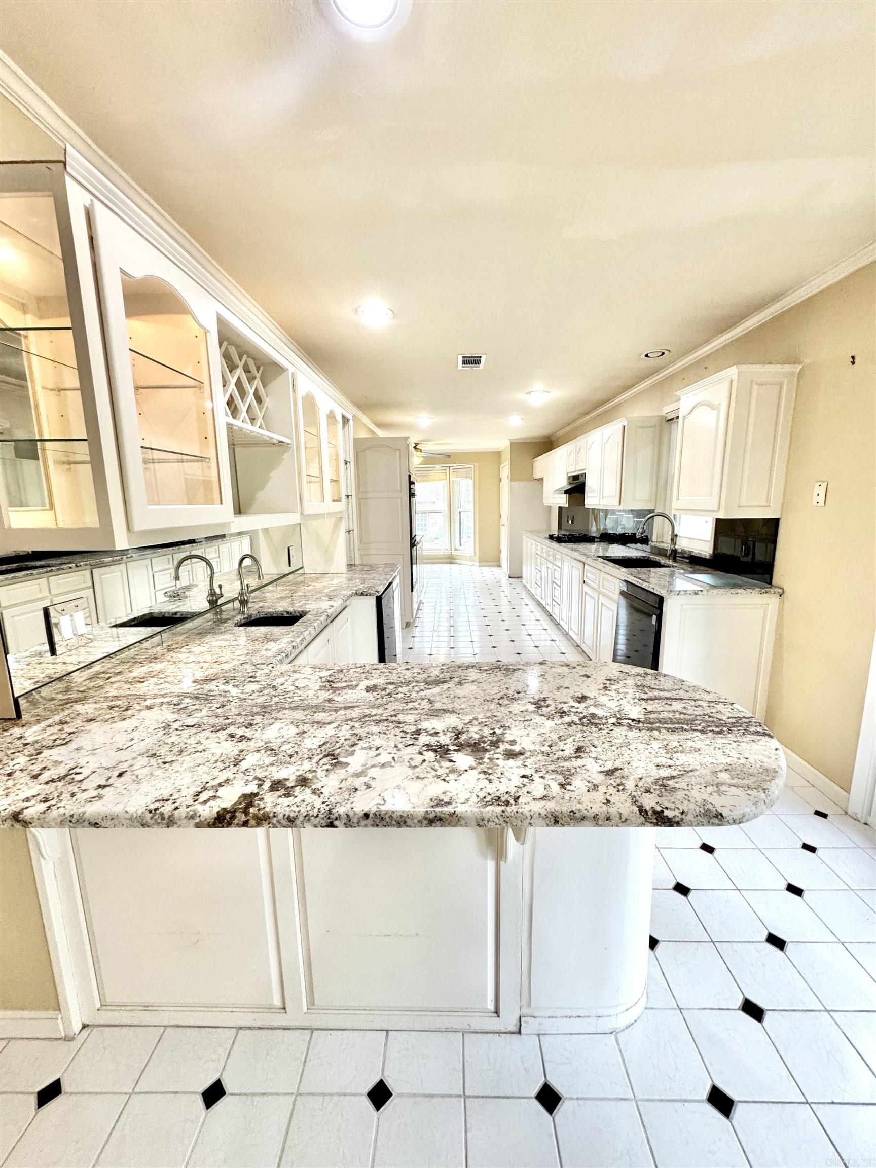 Pine Meadows 1 - Residential