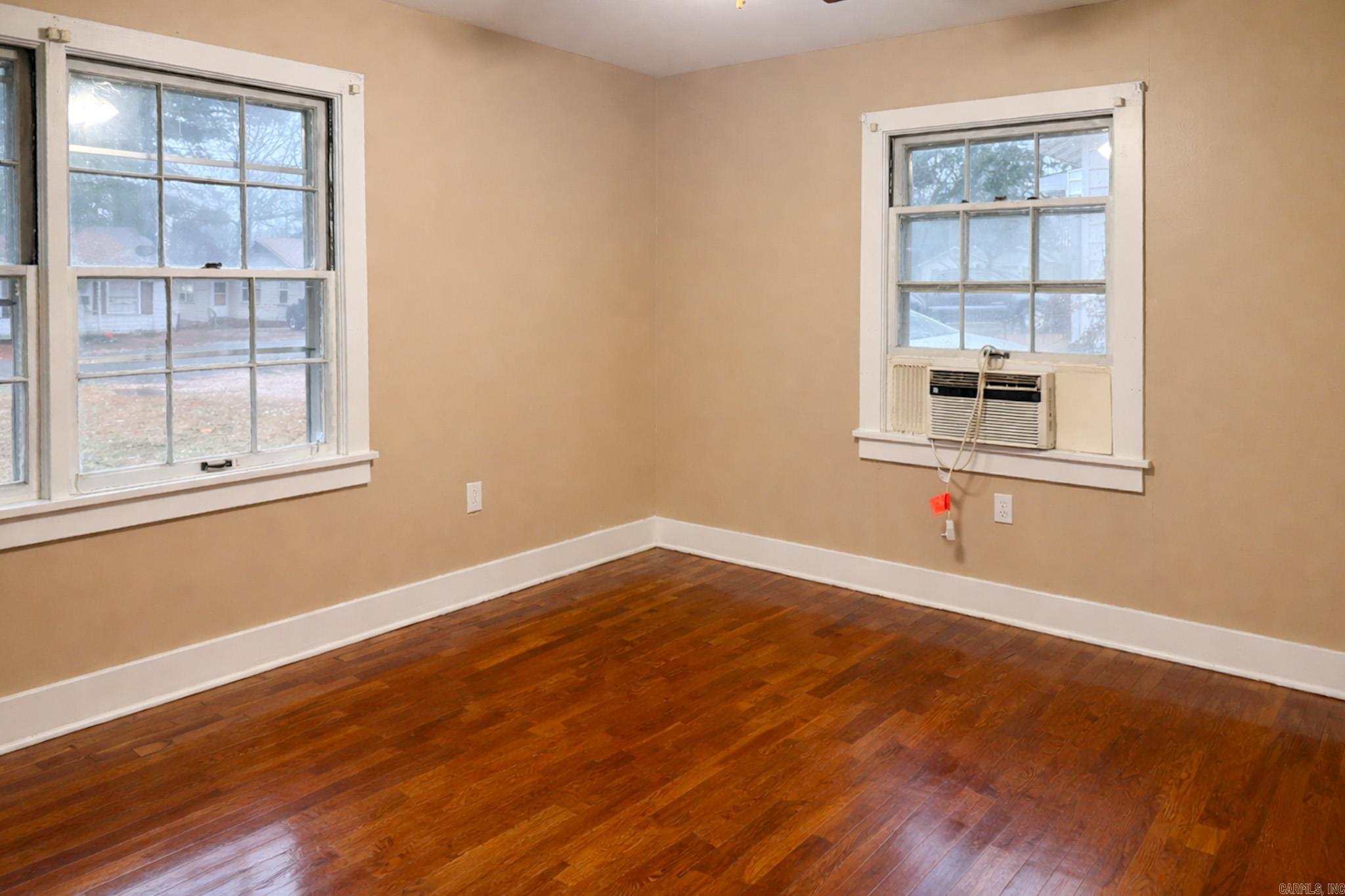 TWIN OAKS ADDN - Residential