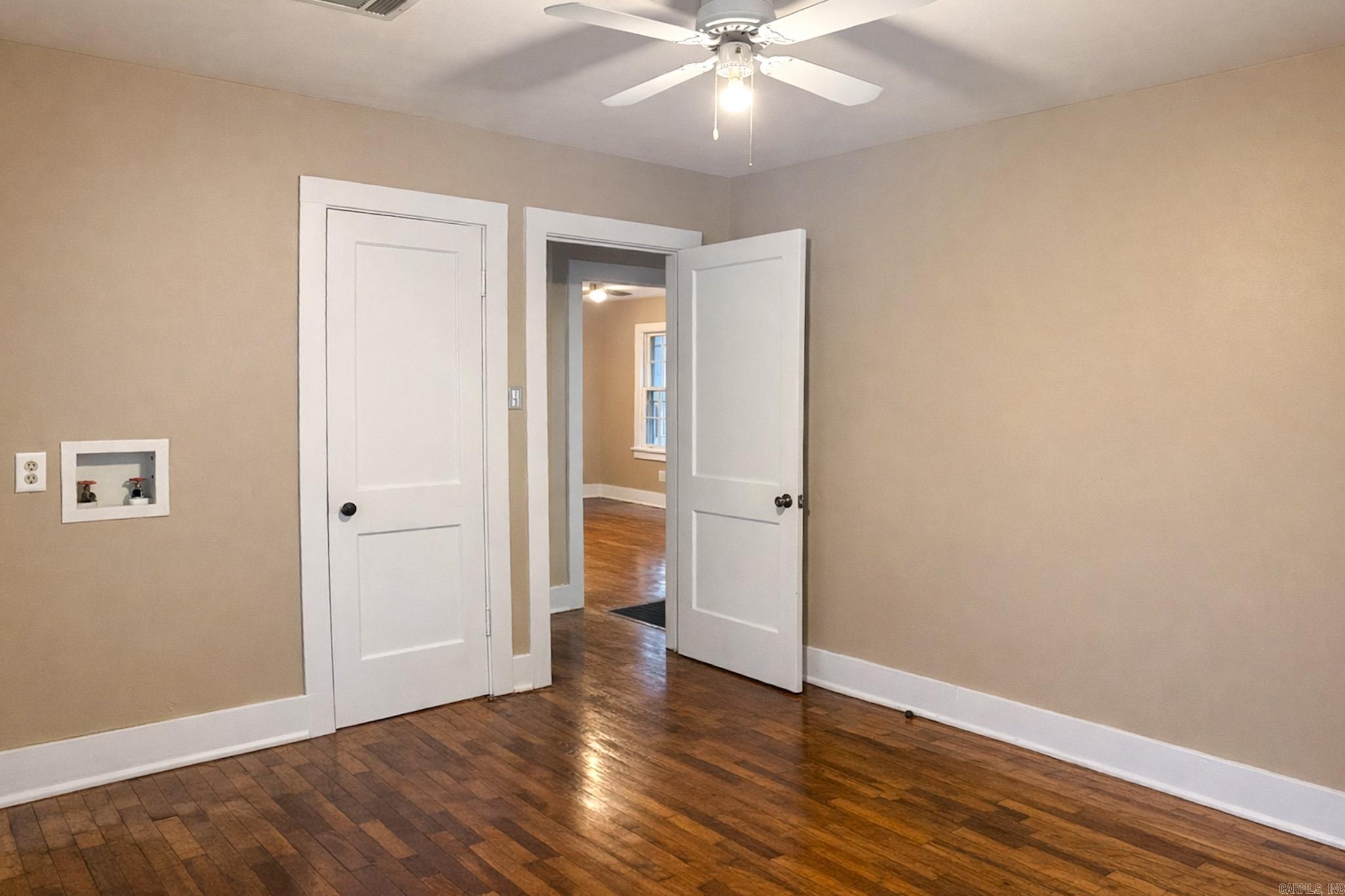 TWIN OAKS ADDN - Residential