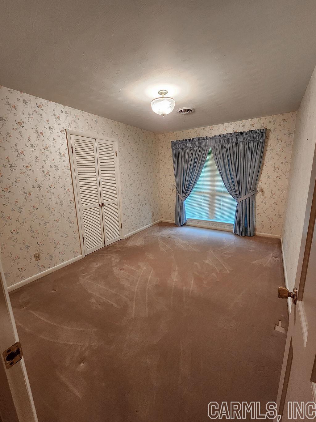 INDIANHEAD LAKES EST - Residential