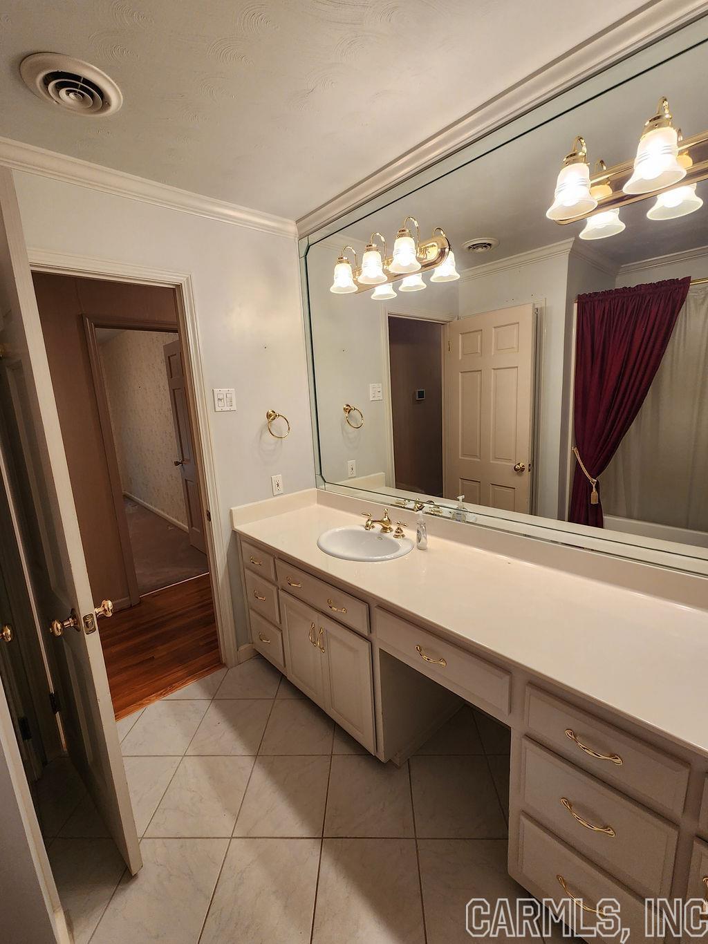 INDIANHEAD LAKES EST - Residential