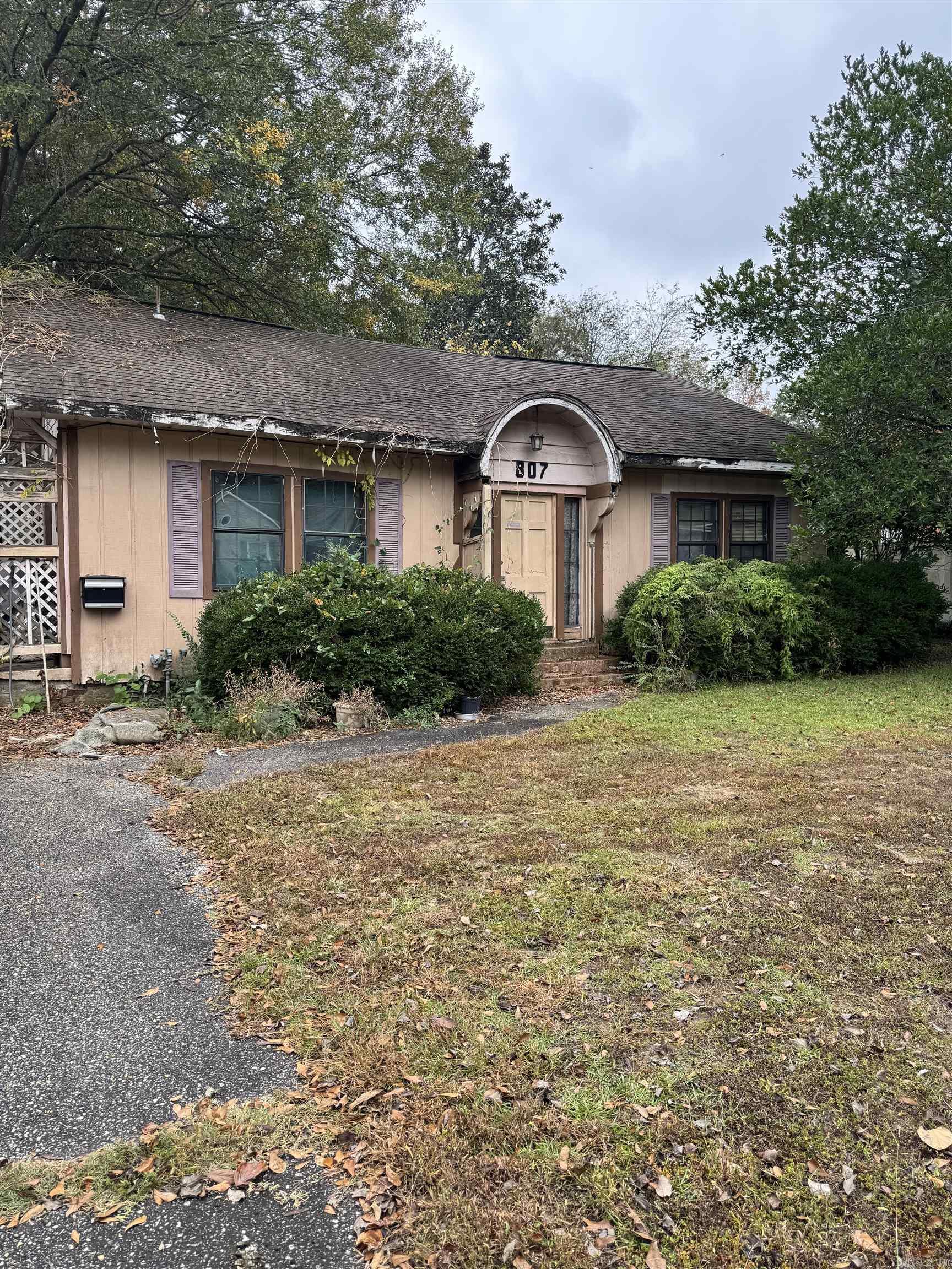 LUND & HILL (ORIGINAL TOWN) - Residential