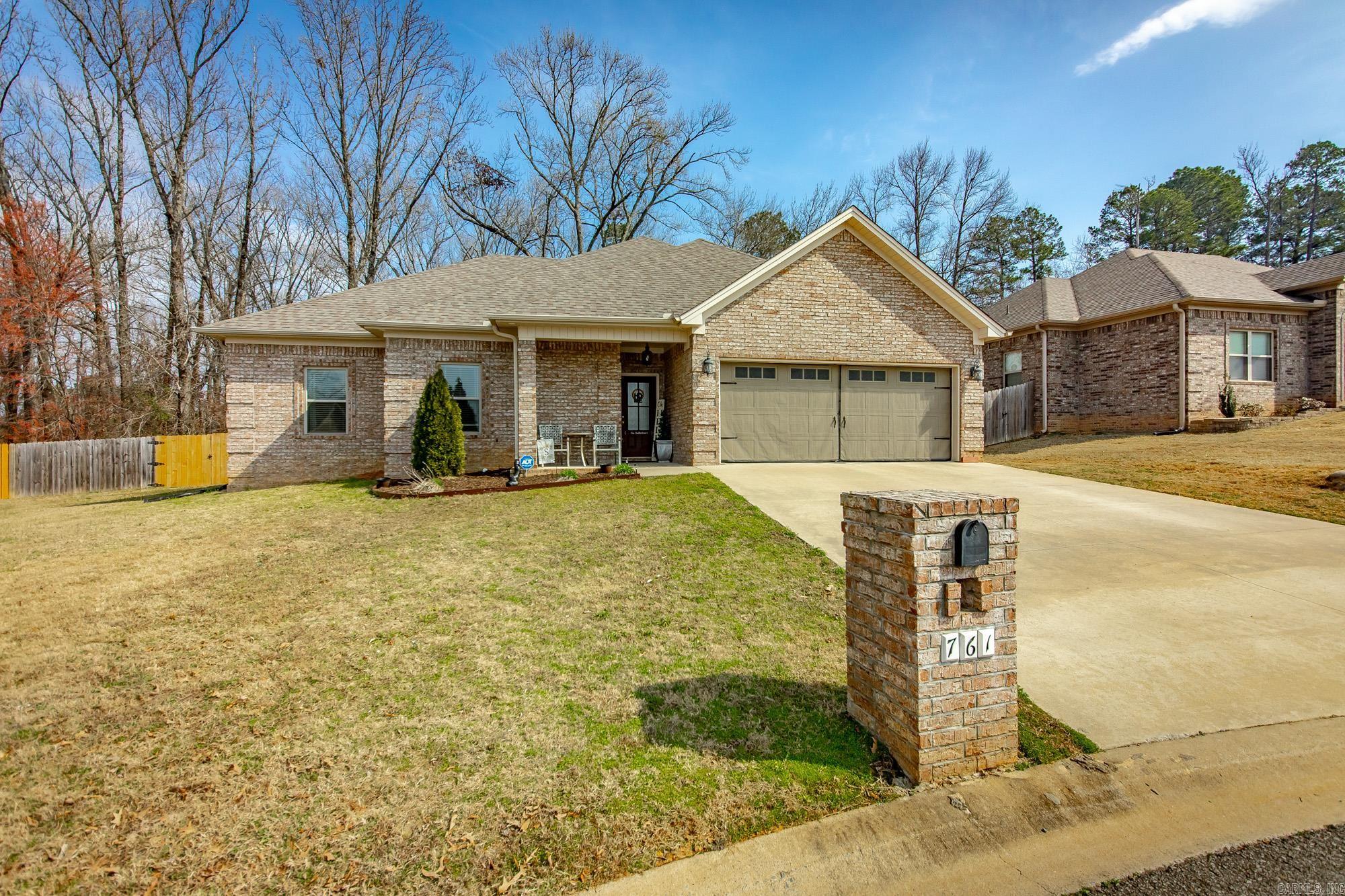 ORCHARD ESTATES - Residential