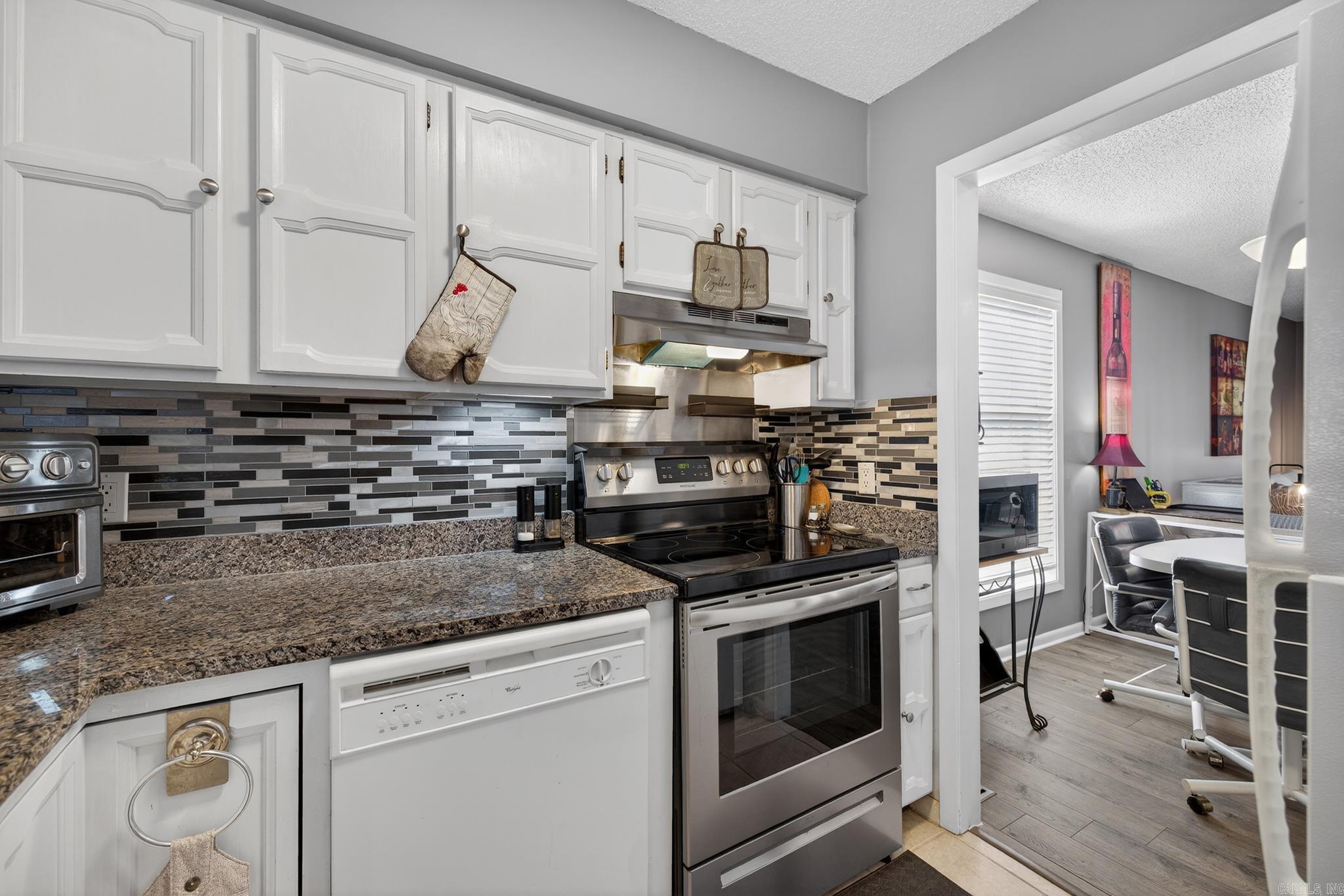 CORONADO COURTS - Residential