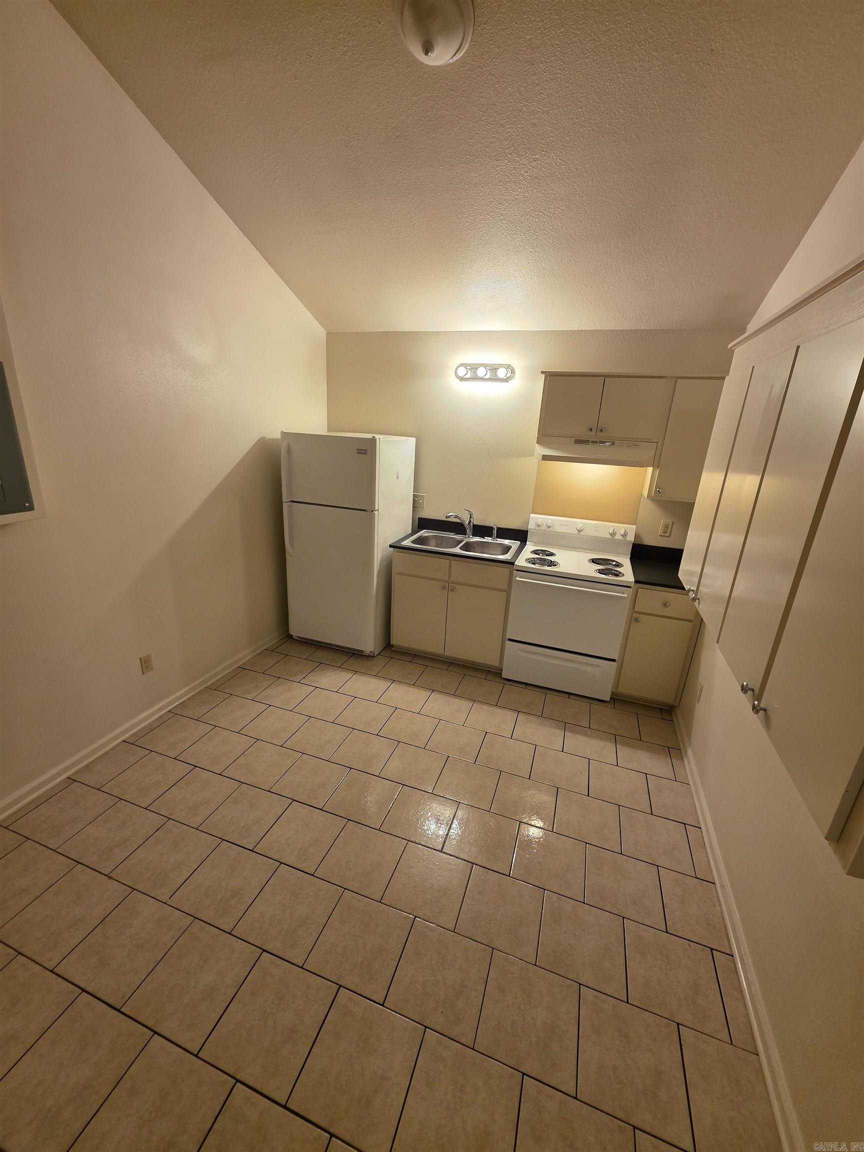 Metes & Bounds - Residential Lease