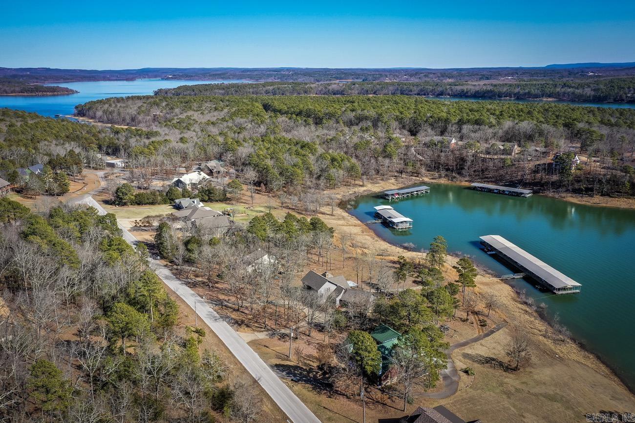 ENCHANTED PENINSULA - Residential