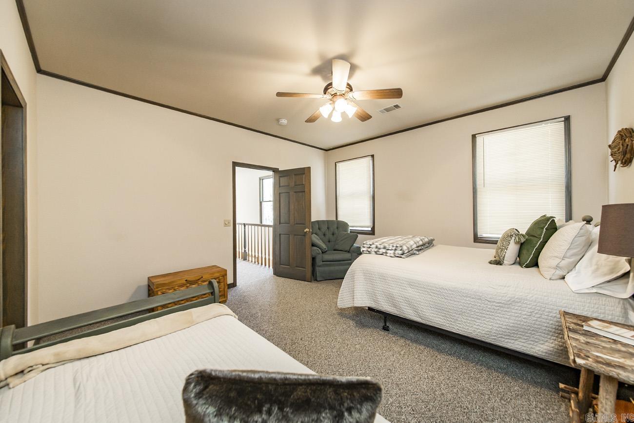 ENCHANTED PENINSULA - Residential