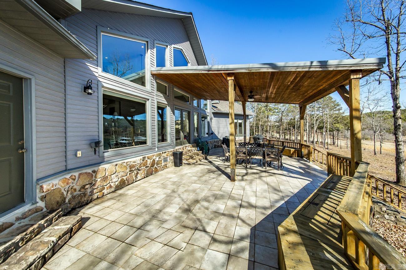 ENCHANTED PENINSULA - Residential