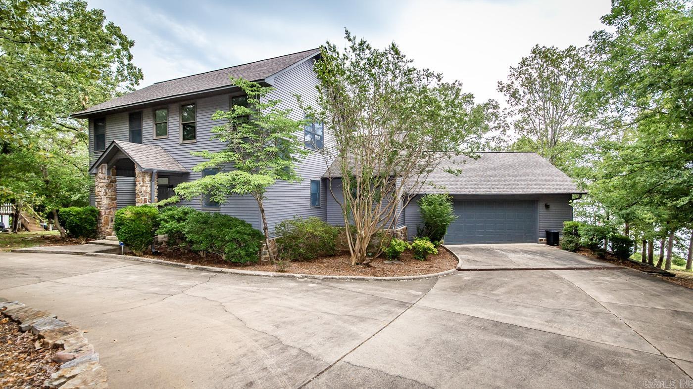 ENCHANTED PENINSULA - Residential